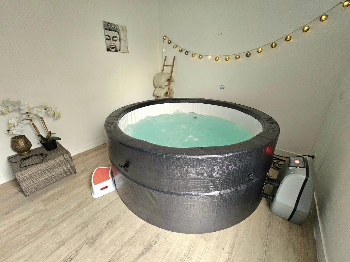 Ferienwohnung Le Pont T3 Etoile Avec Jacuzzi Saint-Méloir-des-Ondes Exterior foto